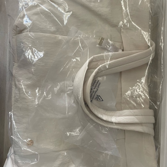 lululemon athletica Handbags - lululemon athletica Cream Tote Bag